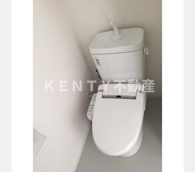 【トイレ】 | スタイリオ田園調布本町 | 清潔感のあるトイレです