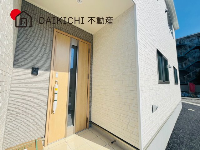 【玄関】 | 北本市二ツ家第1　CRADLE GARDEN　新築戸建　全9棟　5号棟
