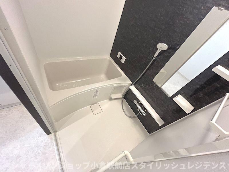 ALiSS堺町の浴室|☆追い炊き機能付き☆