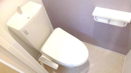 コンパクトで使いやすいトイレです