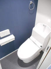 コンパクトで使いやすいトイレです