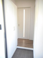 ゆったりとした玄関です
