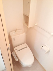 清潔感のあるトイレです