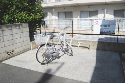 【その他共用部分】 | ポワール | 駐輪場です。