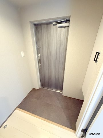 Ｍ:COURT新町の玄関