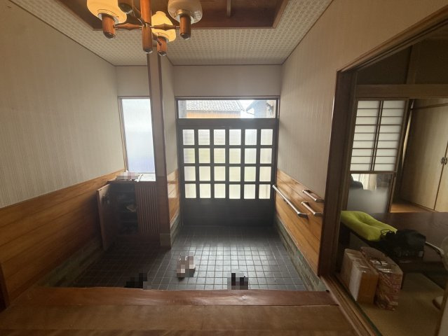 【玄関】 | 牧之原市片浜 ミサワホーム３階建 3LDK