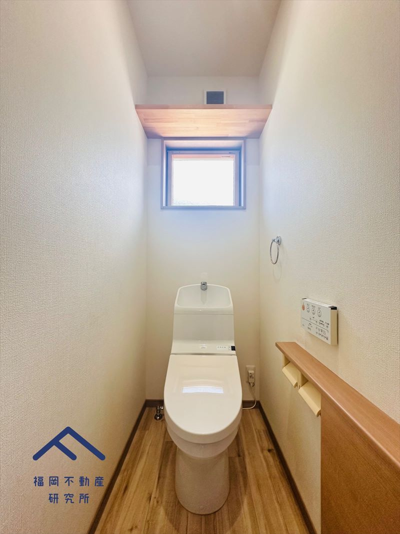 早良区東入部１丁目　戸建てのトイレ