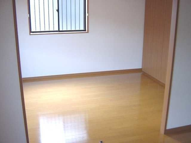 Ｇｒａｎｄ　Ｆｉｅｌｄ　参番館の洋室
