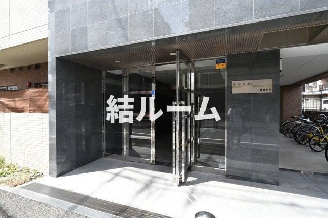 板橋区稲荷台の賃貸マンションのエントランス