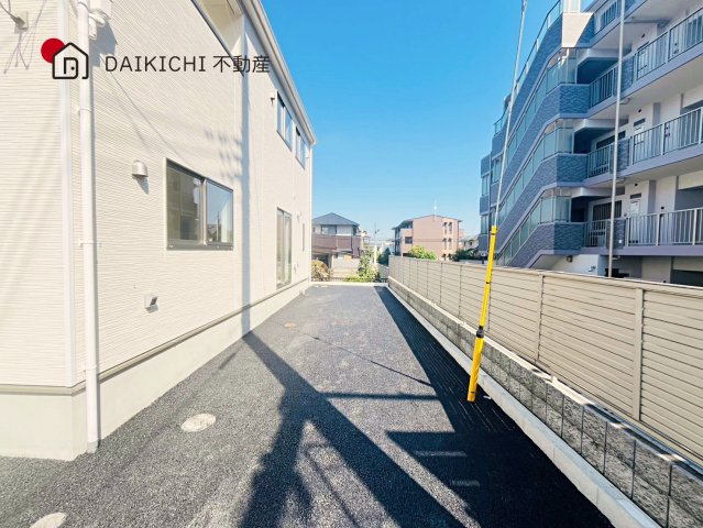 【前面道路含む現地写真】 | 北本市二ツ家第1　CRADLE GARDEN　新築戸建　全9棟　7号棟