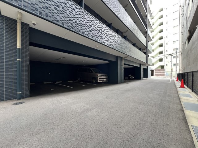プレサンス上前津エレスタの駐車場|駐車場があります