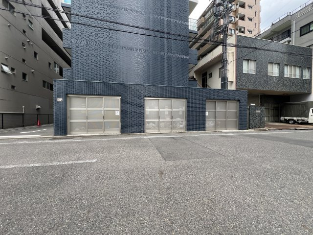 プレサンス上前津エレスタのその他共用部分|専用ゴミ置き場です