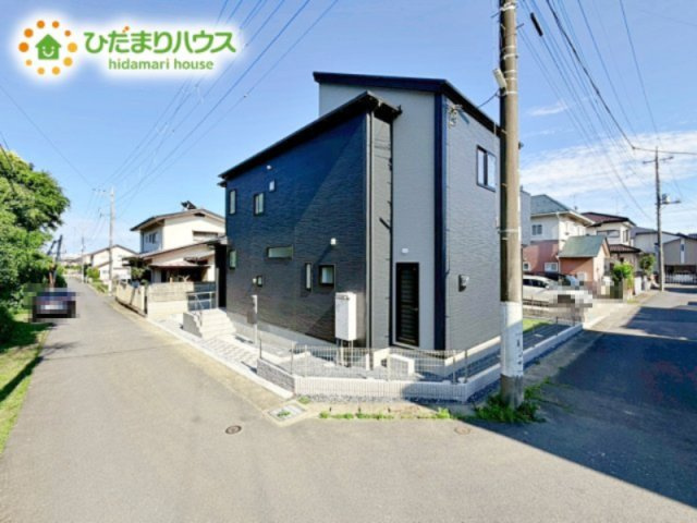 【外観】 | 水戸市西原1丁目3期　新築戸建 | 落ち着いたカラーが洗練された印象を与える外観です。