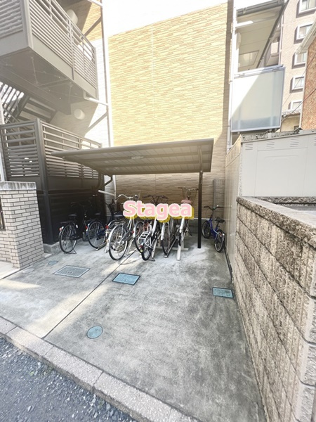 T&Yの駐車場