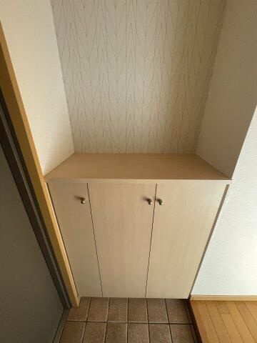 バンベール片倉のその他