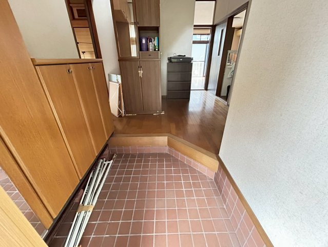 中古戸建　関市大平台　平成3年築の玄関