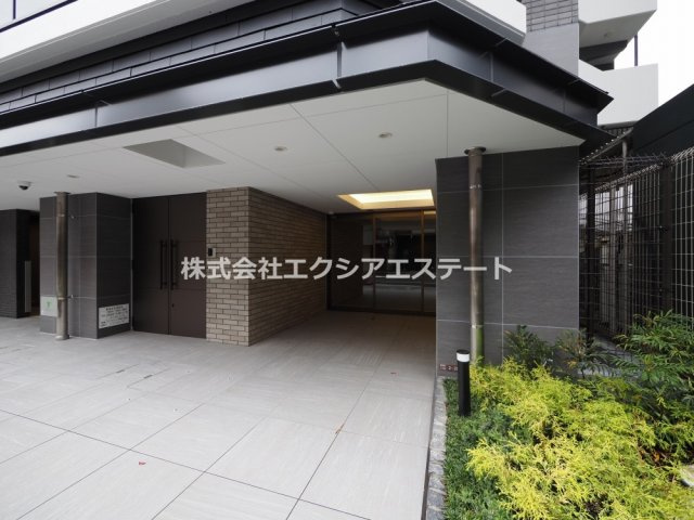 コンフォリア・リヴ天王寺寺田町ソルテラスのエントランス