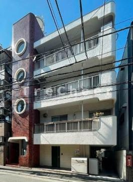 マンション王子の外観