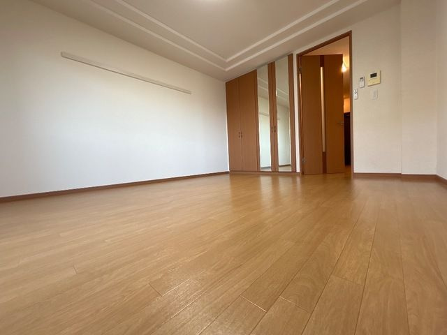 エスティールの洋室