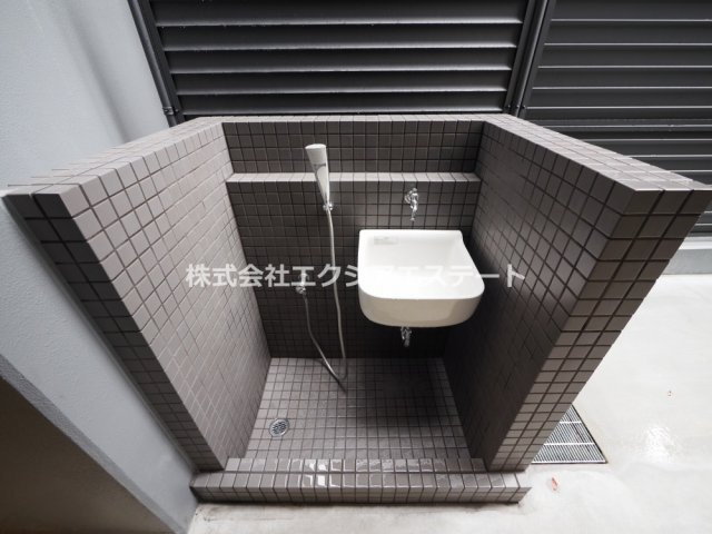 コンフォリア・リヴ天王寺寺田町ソルテラスのエントランス