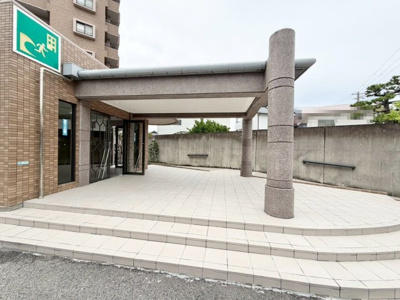 【エントランス】 | ライオンズガーデン浜寺 | 家探しはどうやってするの？から資金のことや住宅ローン、税金や制度のことまで住宅の難しいことをわかりやすく説明いたします♪