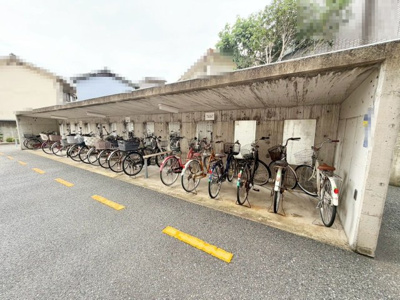【駐輪場】 | ライオンズガーデン浜寺 | 浜寺石津こども園まで徒歩５分！小さなお子様のいるご家庭も安心ですね！