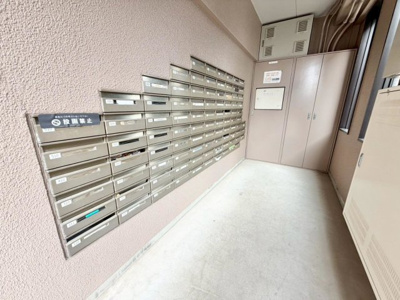 【設備】 | ライオンズガーデン浜寺 | 全和洋室収納有！収納場所に困らず綺麗な室内をたもてますね♪家族の思い出も大切にしまっておけますね♪