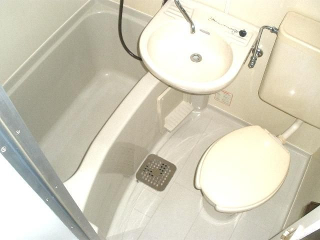 ＭＹ　ＹＯＵ　ＨＯＵＳＥの浴室