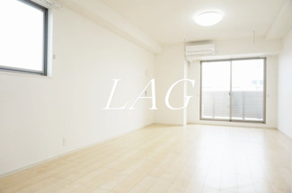 【居間・リビング】 | ラコルタ南浦和Ｓｔａ． | 洋室のお部屋です。