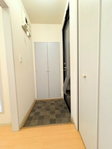 コーポ仲田Aの玄関