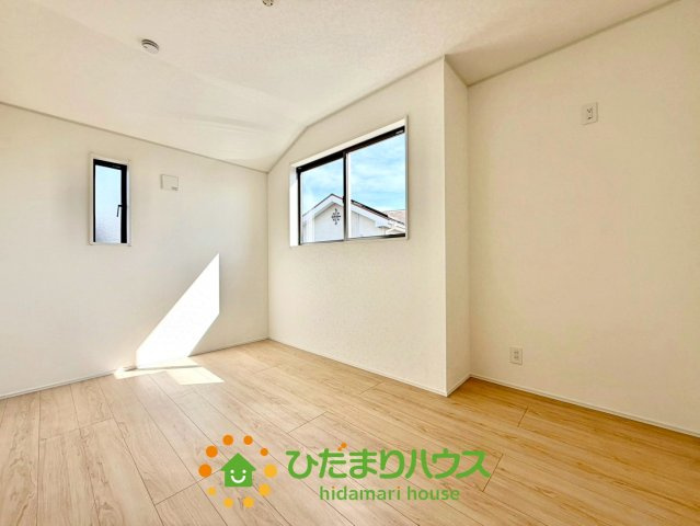 蓮田市緑町第4　新築一戸建て　クレイドルガーデンの洋室