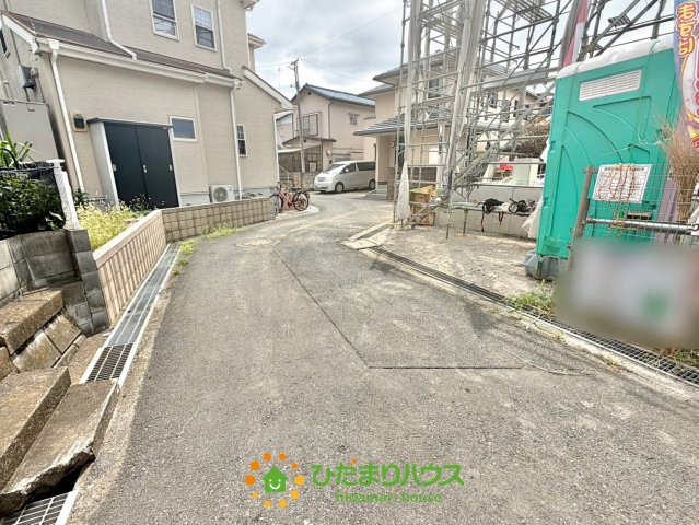 蓮田市緑町第4　新築一戸建て　クレイドルガーデンの前面道路含む現地写真|2026/08/31　撮影
