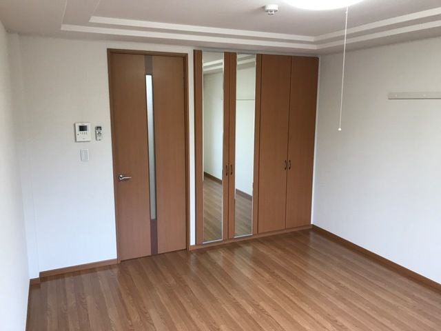 エスティールの洋室