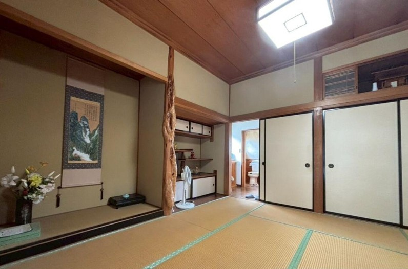 足利市 五十部町（山前駅） 平屋建 ４ＤＫの和室