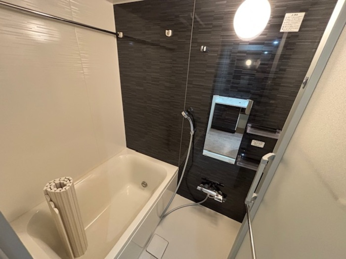 INOYA BLDG REGIDENCEの浴室|同マンション別部屋：参考写真