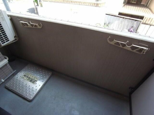 ロイヤルパレス大塚駅前のバルコニー