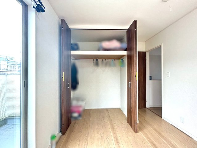 三木市志染町東自由が丘2丁目　中古建ての収納