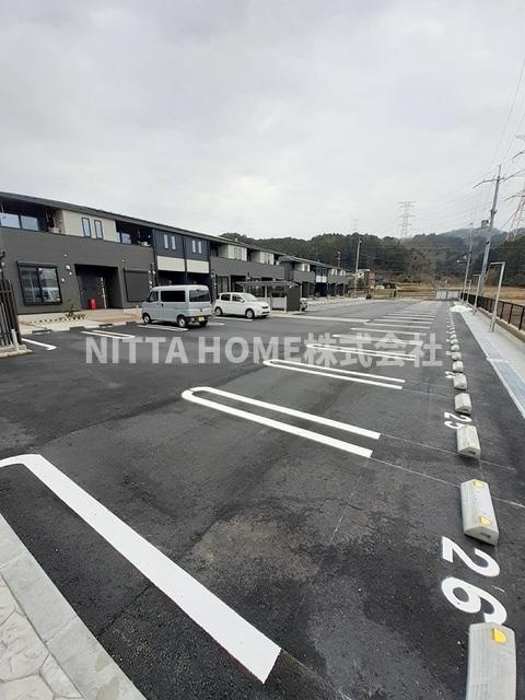 マーベラス　フチガキⅡの駐車場|敷地内に駐車場があります◎