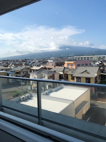 ディルッソ西間門の展望