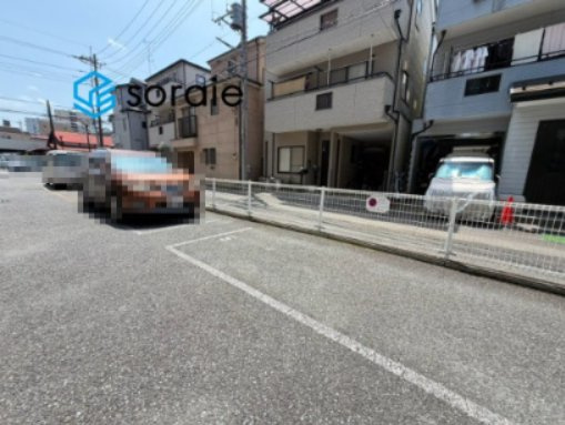 ライオンズプラザ西所沢　中古マンション　3階の駐車場|7/23　撮影