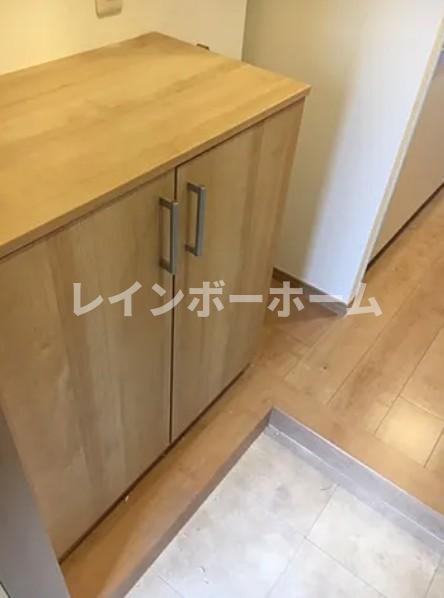タカバシハイツの玄関