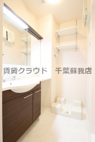 エヴァーラスティング千葉の洗面所|忙しい朝には欠かせない洗面所です