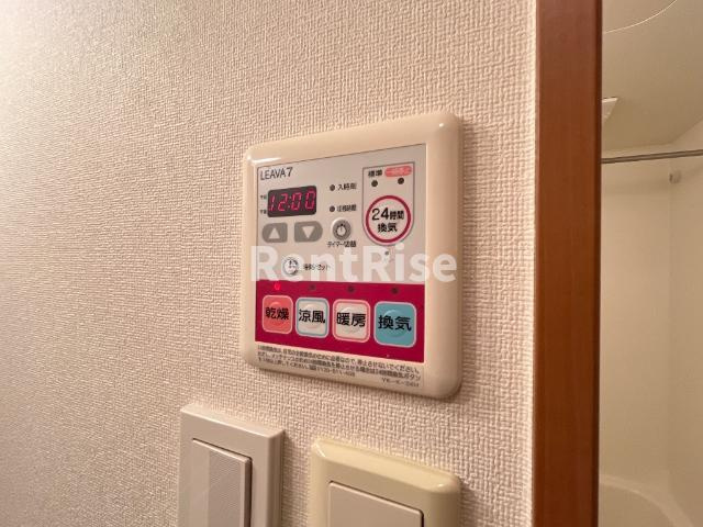 グランチェスタ　ＷＥＳＴのその他|浴室乾燥機