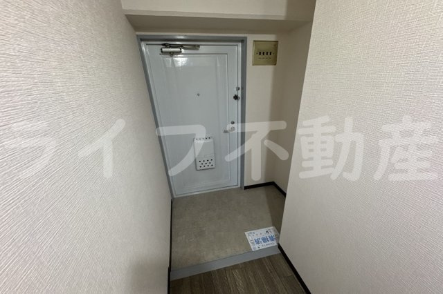 シロハイヌ今米の玄関|落ち着いた玄関です