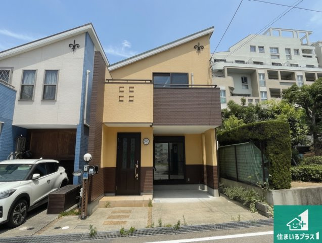 伊丹市西野　中古一戸建ての外観|安心の10年保証！外観を美しく保ち、雨水で汚れを落とします！気になることがありましたら、お気軽にお問い合わせください！