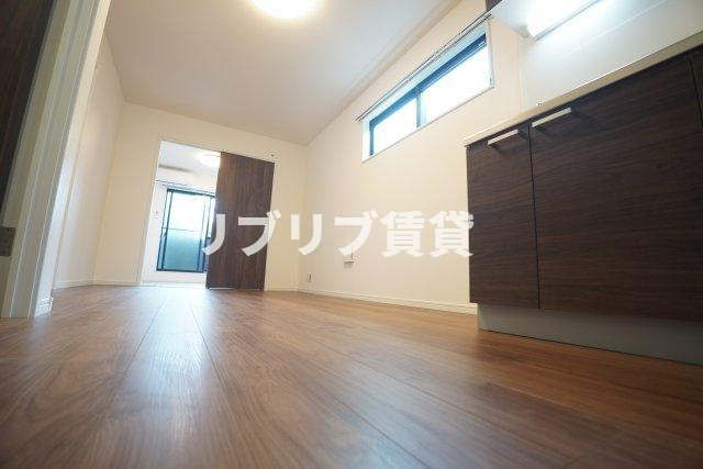LUNIGHT都賀（ルナイトツガ）の居間・リビング