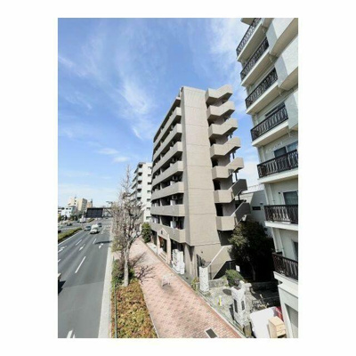 【外観】 | ロイヤルパレス高円寺 | 鉄筋コンクリート造のがっちりとした建物。