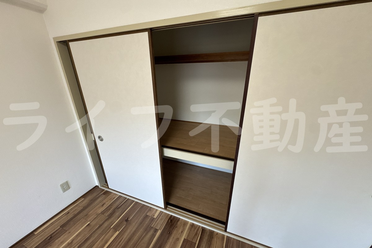 シロハイヌ今米の収納|収納豊富です