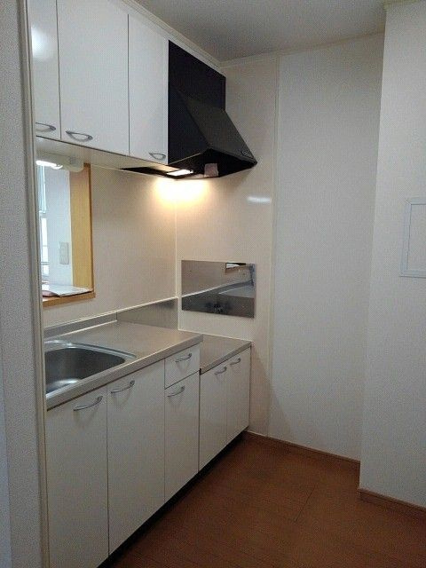 ウイング・ヒルＢのキッチン|使いやすいキッチンです