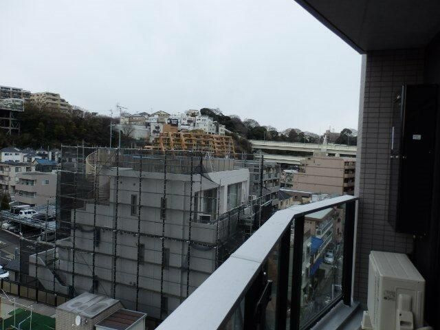 ＺＯＯＭ横浜のバルコニー